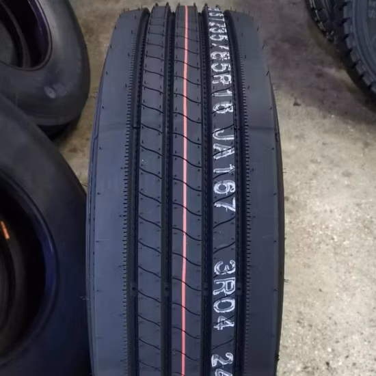 11R22.5, 12R22.5, 295/80R22.5, 315/80R22.5, 12.00R24, 10.00R20 Chine tout acier pneu radial TBR Tubeless pneu de camion léger avec des prix bon marché